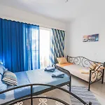 Jaana & Akis Holiday Home 1&2, Haraki